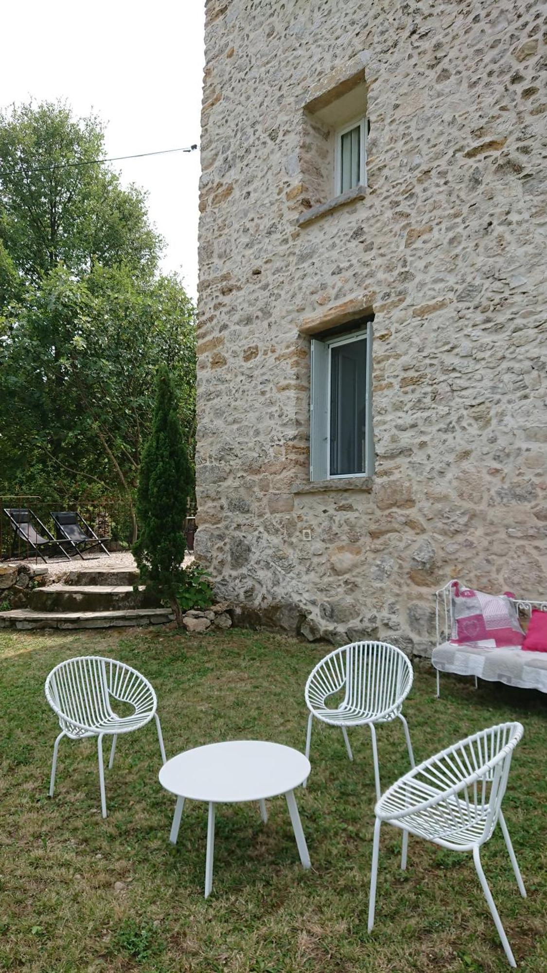 Gite En Cevennes Du Sud, Bergerie Restauree Au Rez De Jardin D'Une Bastide Avec Piscine, Vue Exceptionnelle, Authenticite Et Confort Saint-Laurent-le-Minier Bagian luar foto